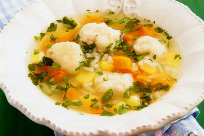 Овощной суп с рыбными фрикадельками